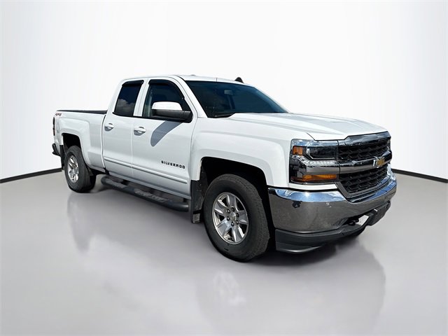 2018 Chevrolet Silverado 1500 LT photo 3