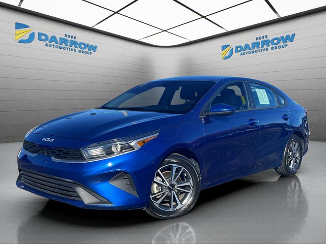 2023 Kia Forte LXS's photo