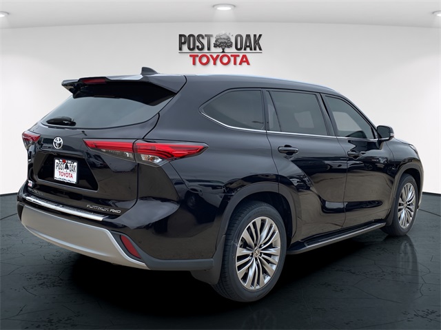 2021 Toyota Highlander Platinum photo 7