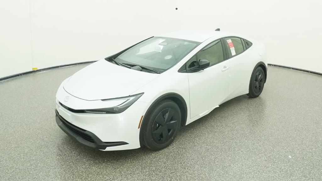 2026 Toyota Prius LE's photo