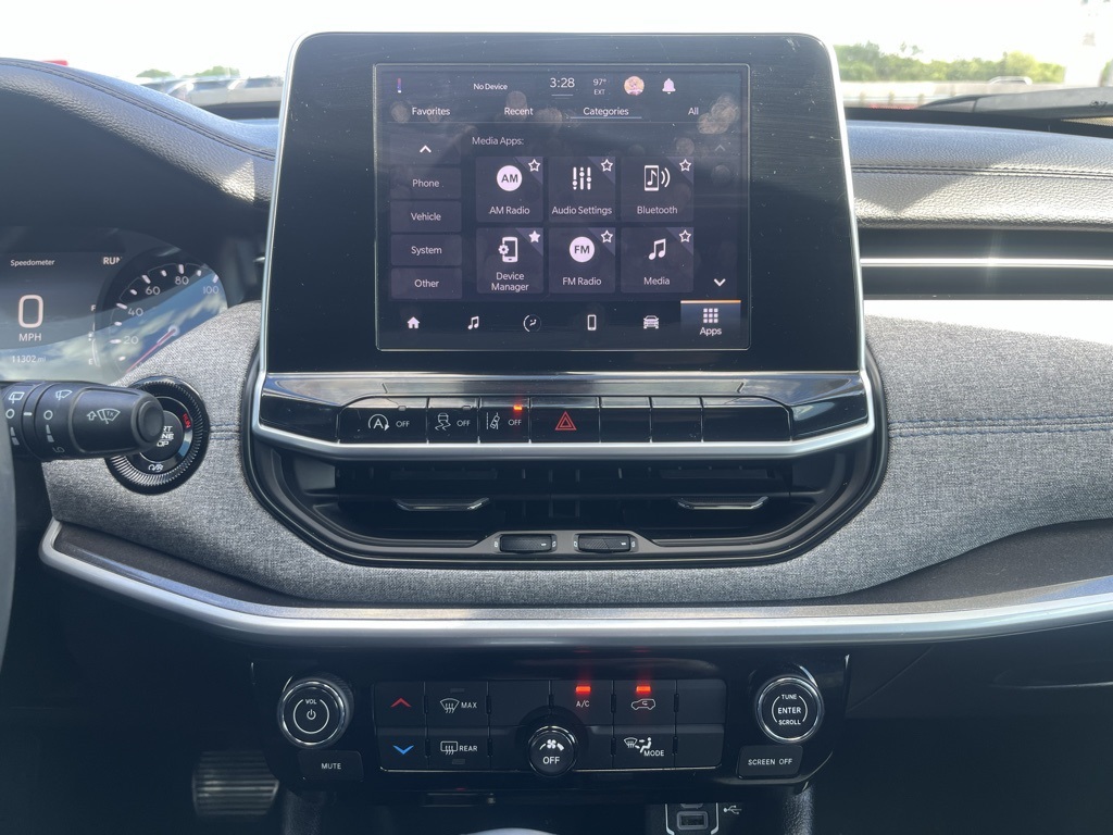 2025 Jeep Compass Latitude photo 13