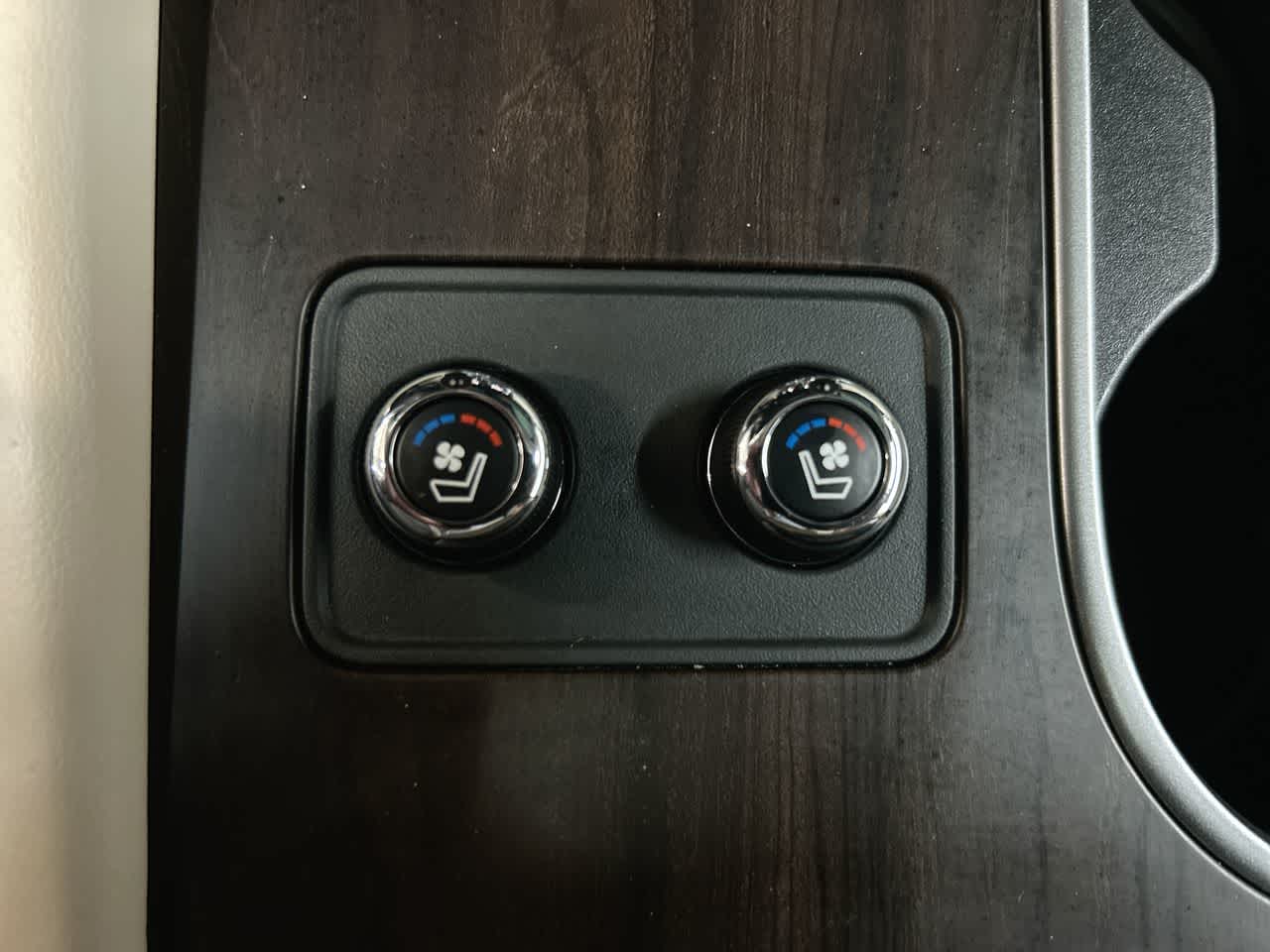 2024 Nissan Murano Platinum photo 32