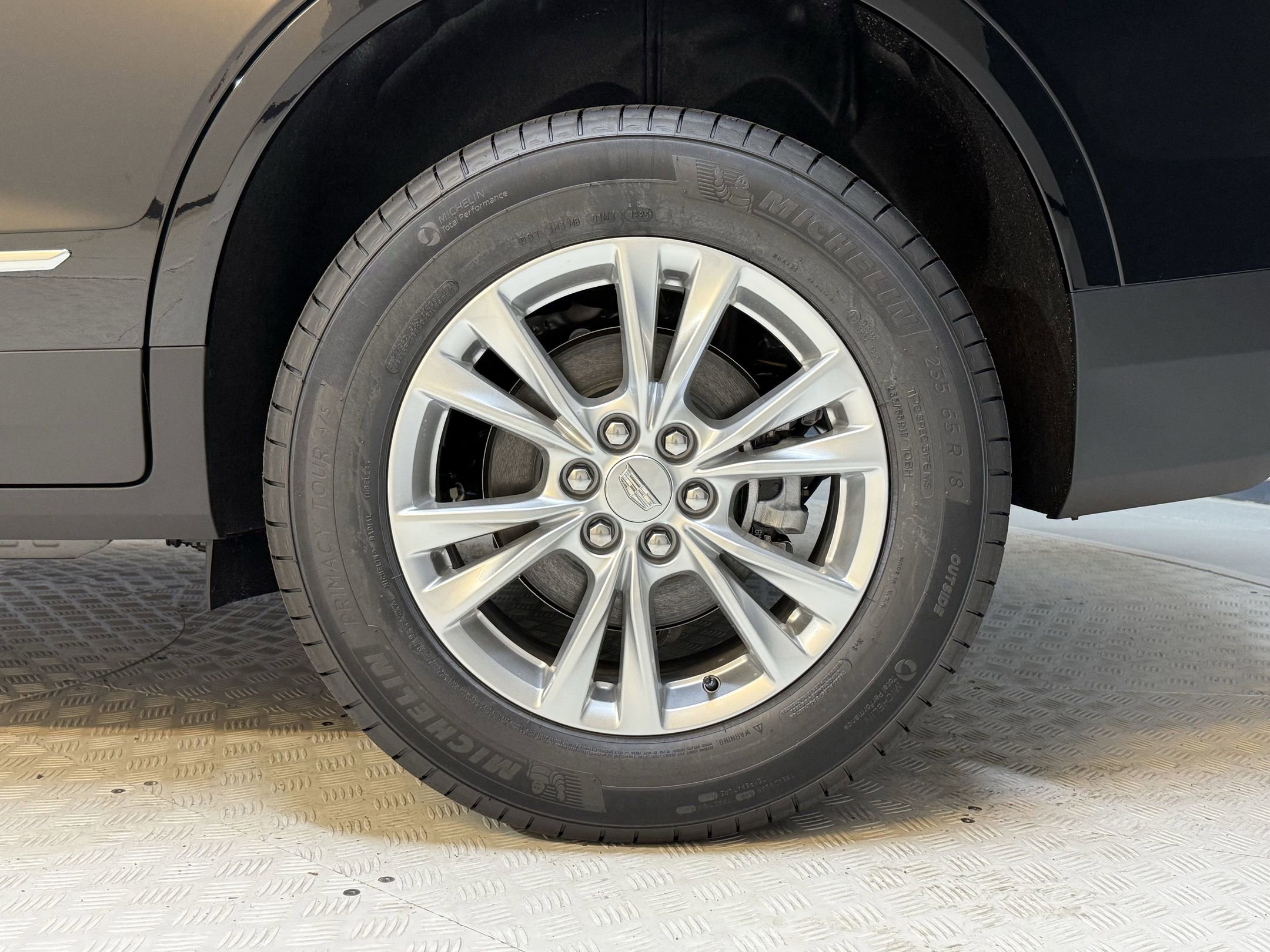 2025 Cadillac XT5 Luxury photo 12