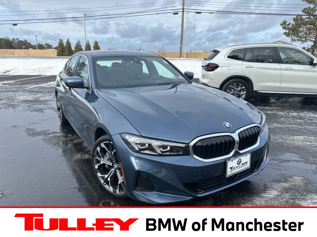 2025 BMW 3 Series 330i's photo