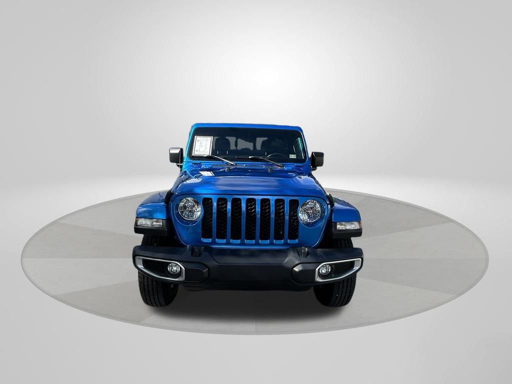 2022 Jeep Gladiator Sport photo 2