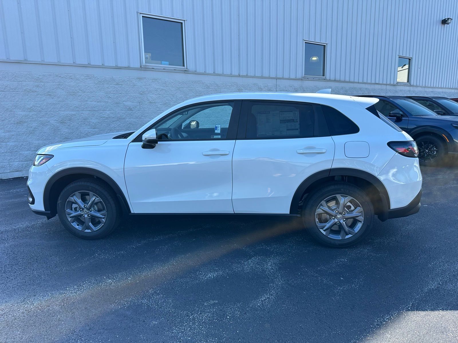 2026 Honda HR-V LX photo 2