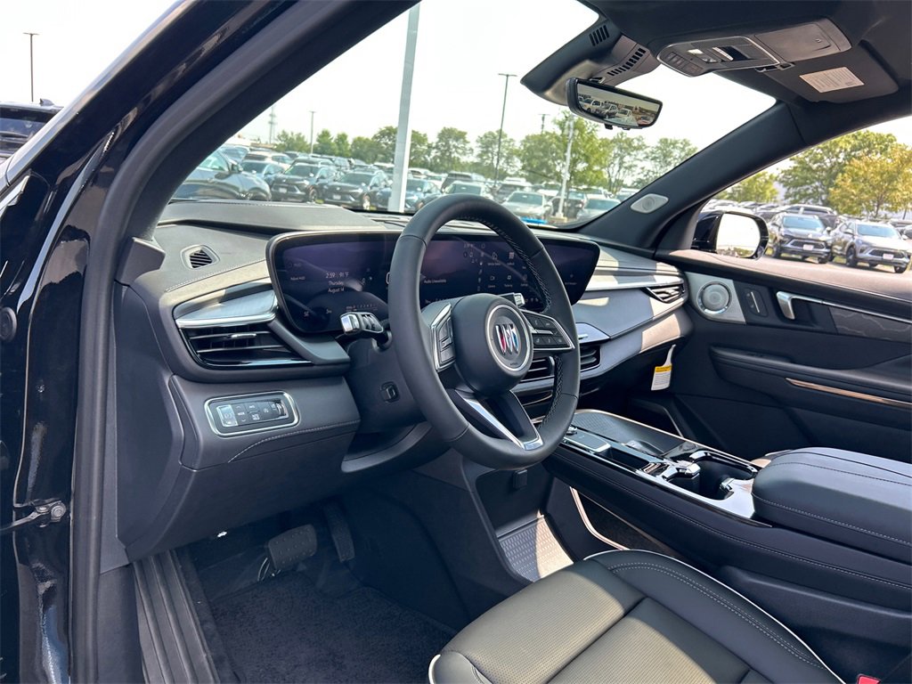 2026 Buick Enclave Avenir photo 16