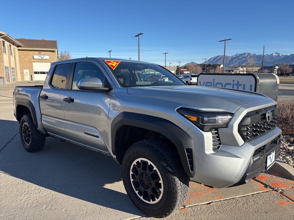 2024 Toyota Tacoma TRD Off Road's photo