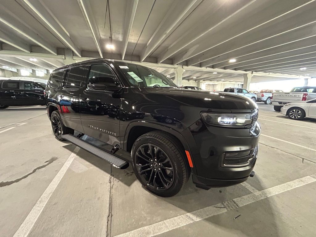 2024 Jeep Grand Wagoneer III photo 2