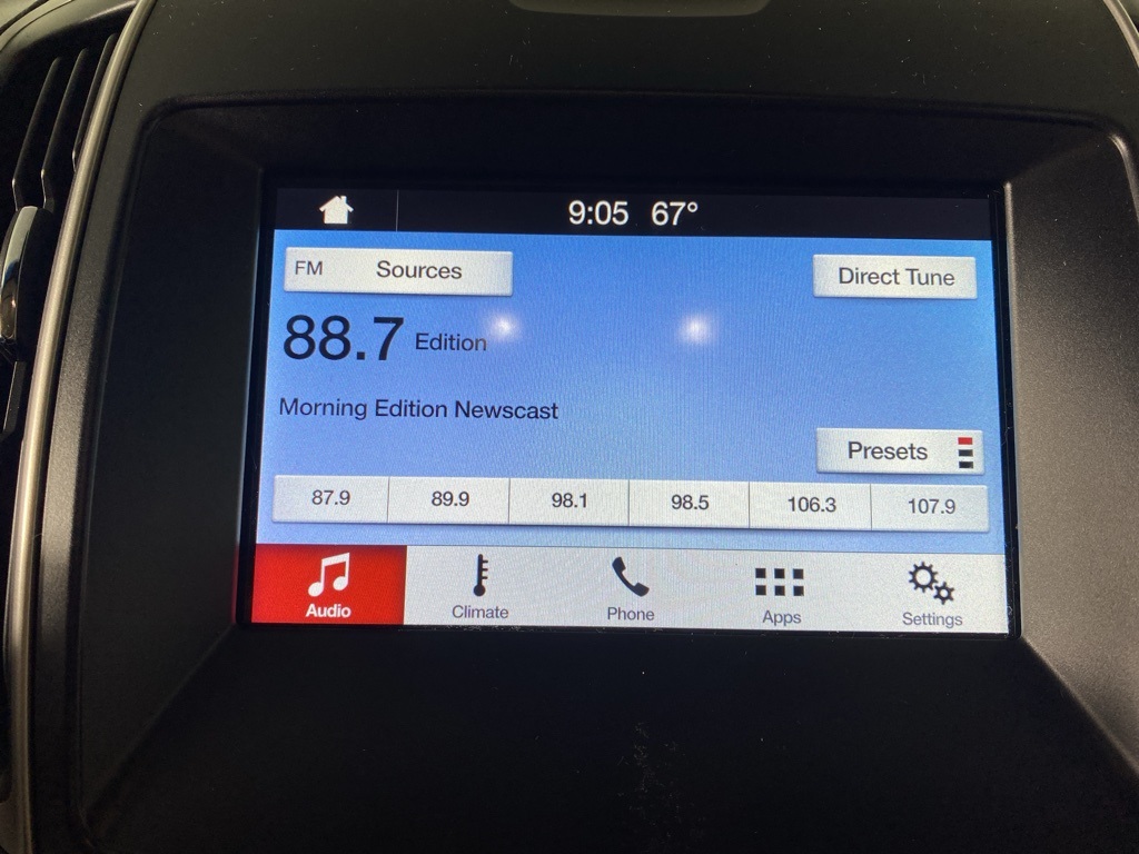 2019 Ford Edge SEL photo 20