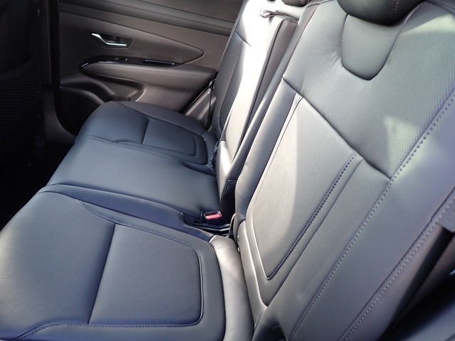2025 Hyundai Tucson Limited photo 10