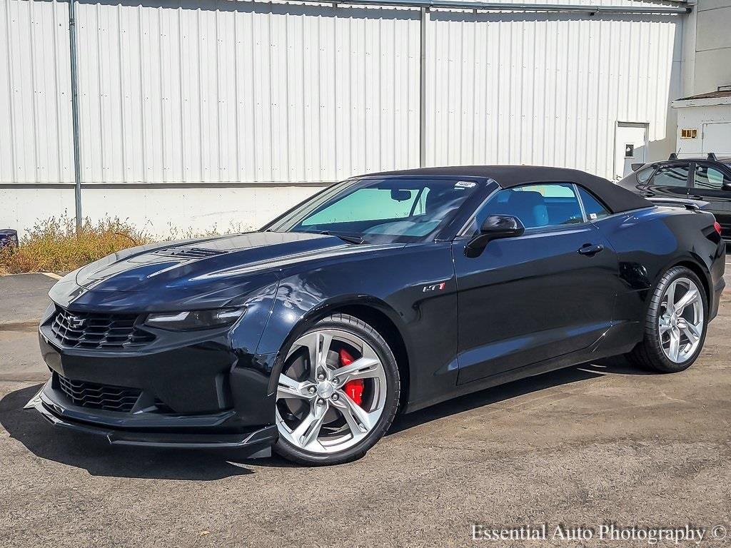 2023 Chevrolet Camaro LT1 photo 2