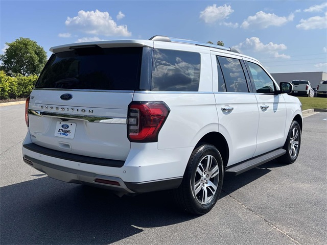 2024 Ford Expedition Limited photo 3