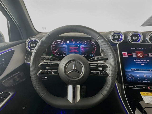 2025 Mercedes Benz GLC 300 photo 11
