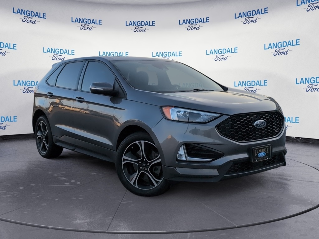 2021 Ford Edge ST photo 3