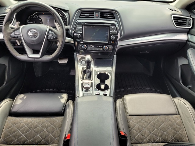 2018 Nissan Maxima SR photo 11