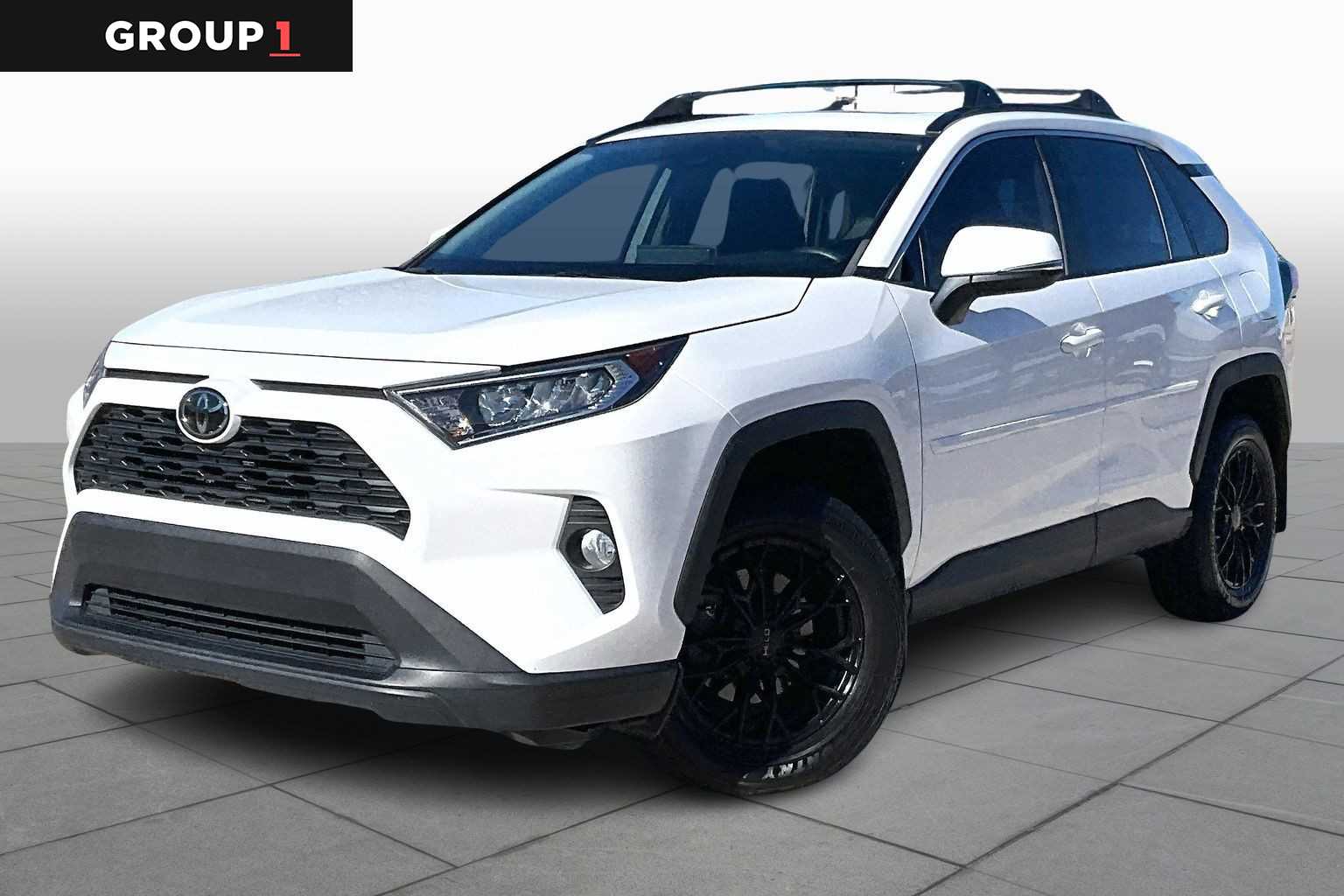 2020 Toyota RAV4 XLE