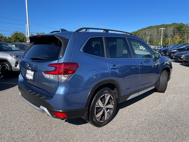 2020 Subaru Forester Touring photo 6