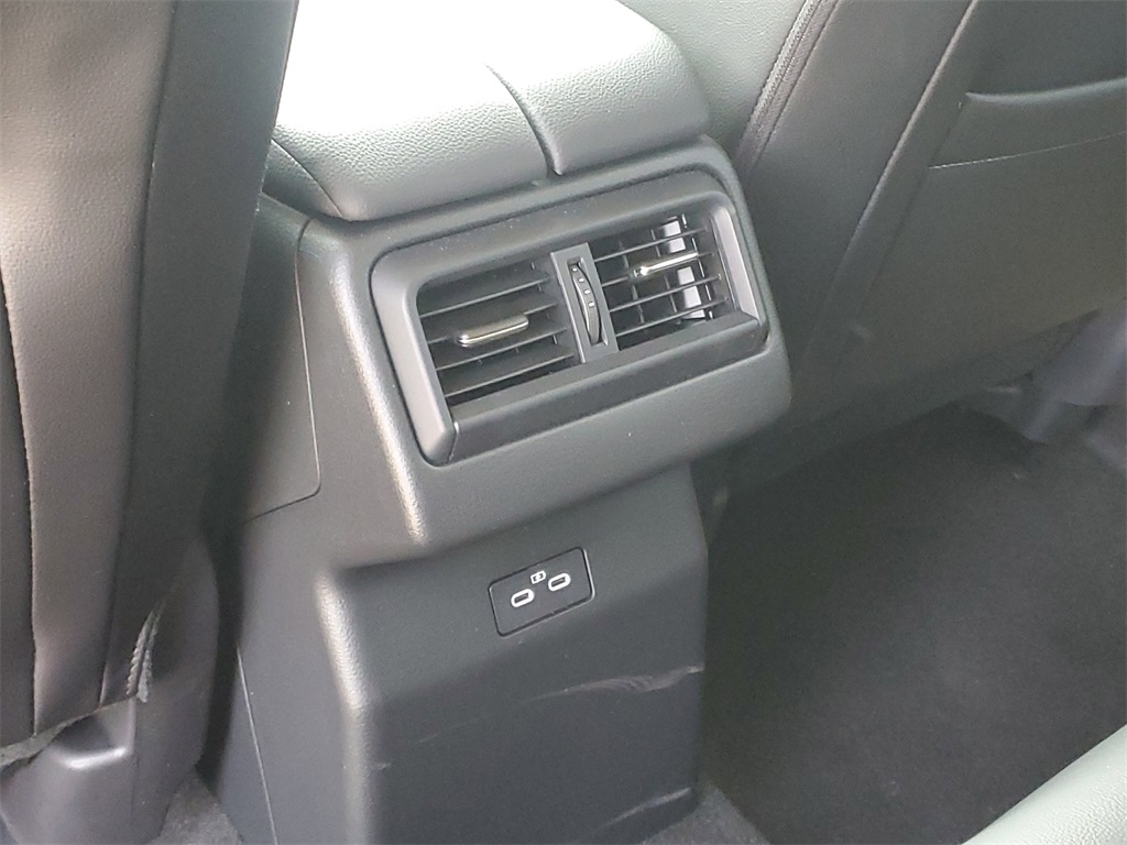 2025 Mazda CX-50 Premium photo 28