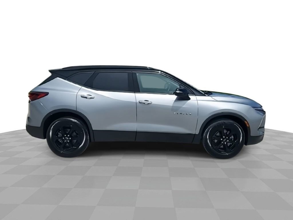 2025 Chevrolet Blazer 3LT photo 8