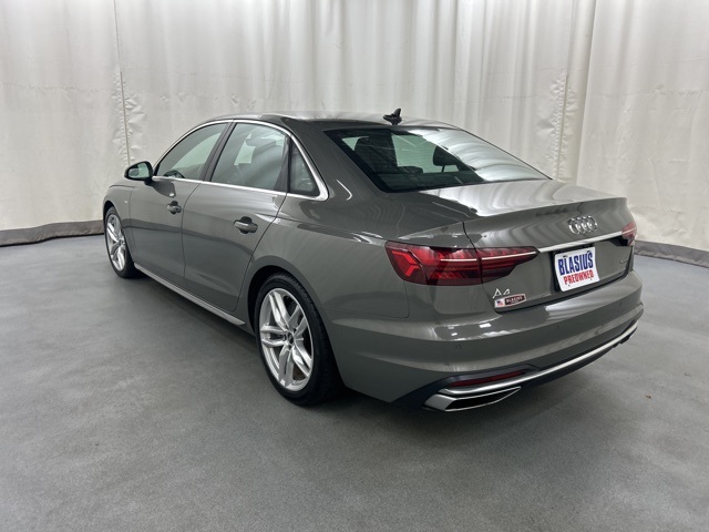 2023 Audi A4 45 S line Premium Plus Quattro photo 4