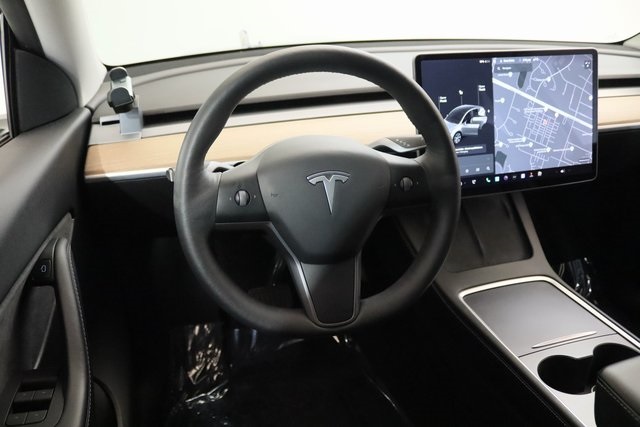 2021 Tesla Model Y Long Range photo 16