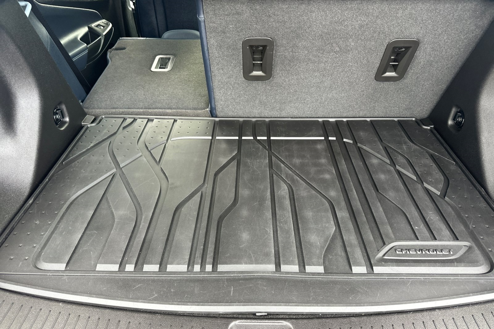 2023 Chevrolet Bolt EUV Premier photo 10