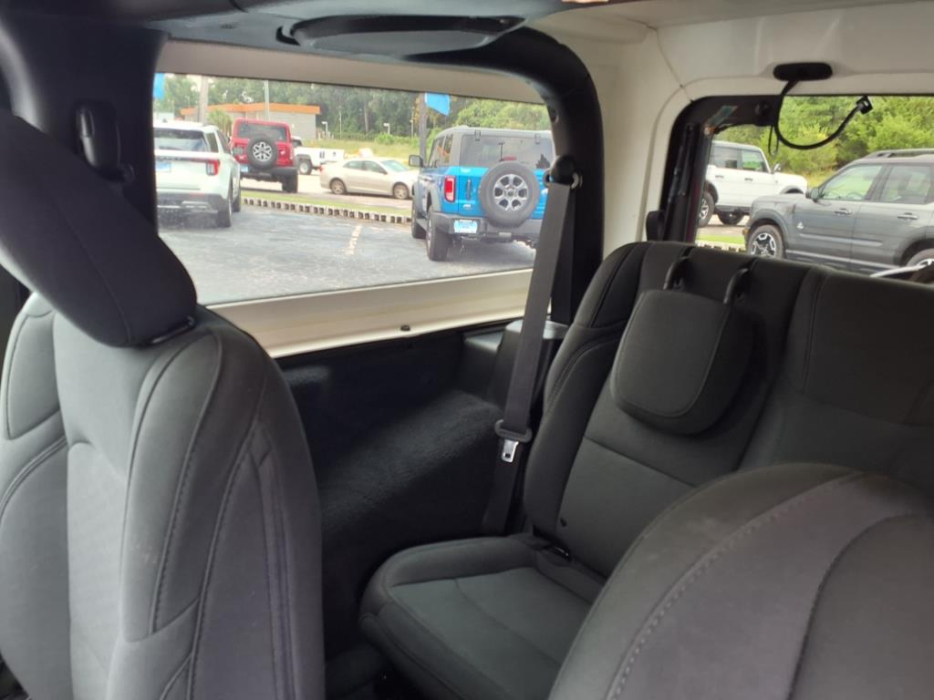 2021 Jeep Wrangler Sport S photo 6