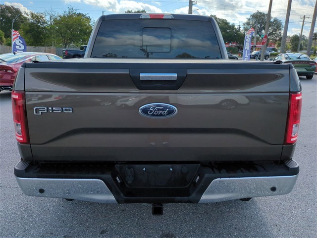 2015 Ford F-150 XLT photo 4