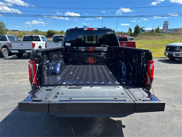 2026 Ford F-350 Lariat photo 10