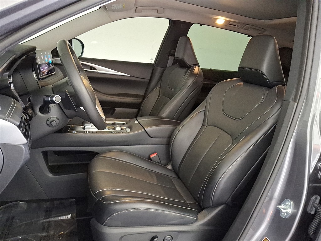 2023 Infiniti QX60 Luxe photo 15