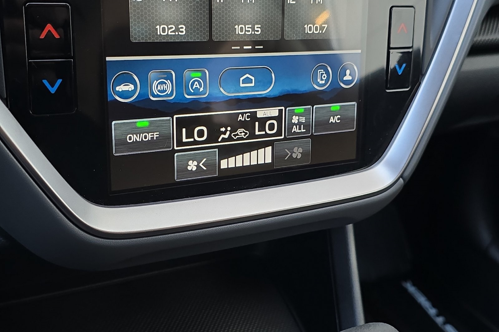 2024 Subaru Crosstrek Premium photo 19