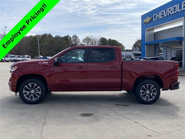 2025 Chevrolet Silverado 1500 RST photo 2