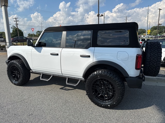 2025 Ford Bronco Base photo 8