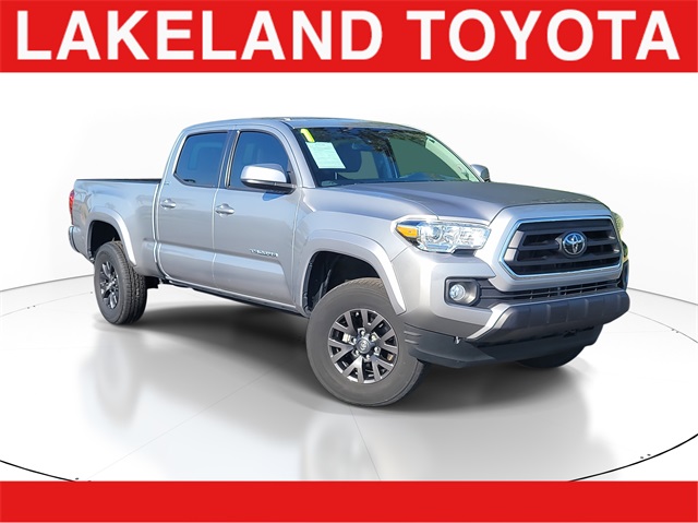 2021 Toyota Tacoma SR5's photo