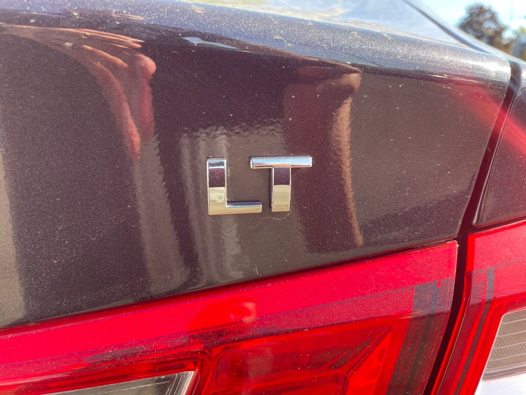 2023 Chevrolet Malibu 1LT photo 5