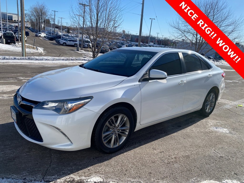 2017 Toyota Camry SE
