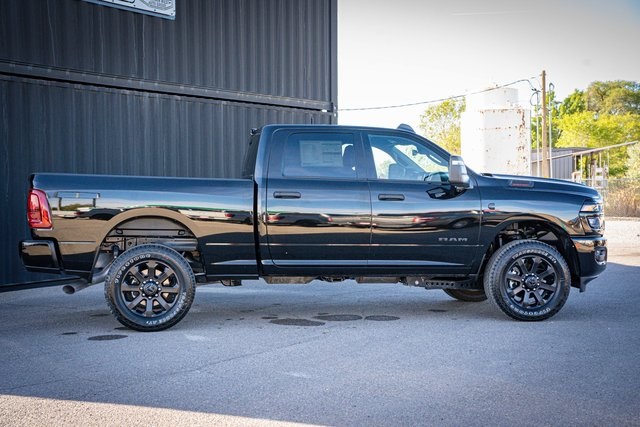 2025 Ram 2500 Big Horn photo 7
