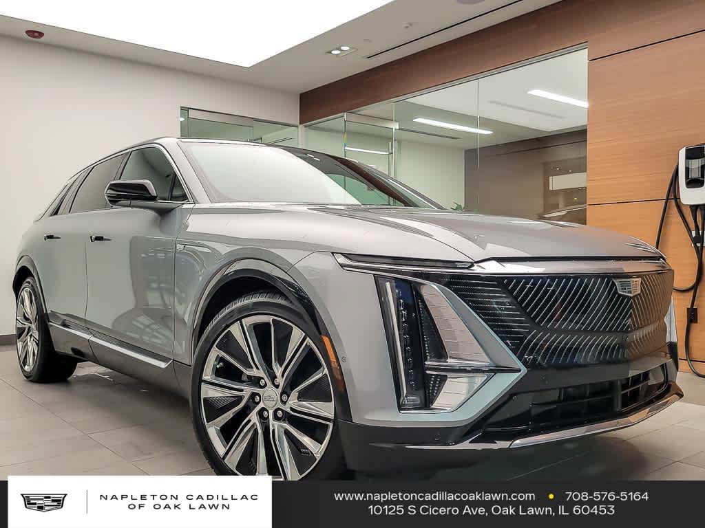2024 Cadillac LYRIQ Luxury 3's photo