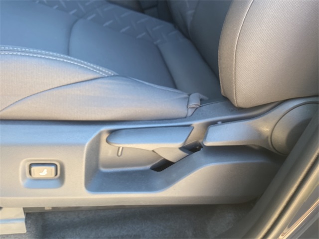 2025 Toyota Tacoma SR5 4x4 Double Cab photo 17