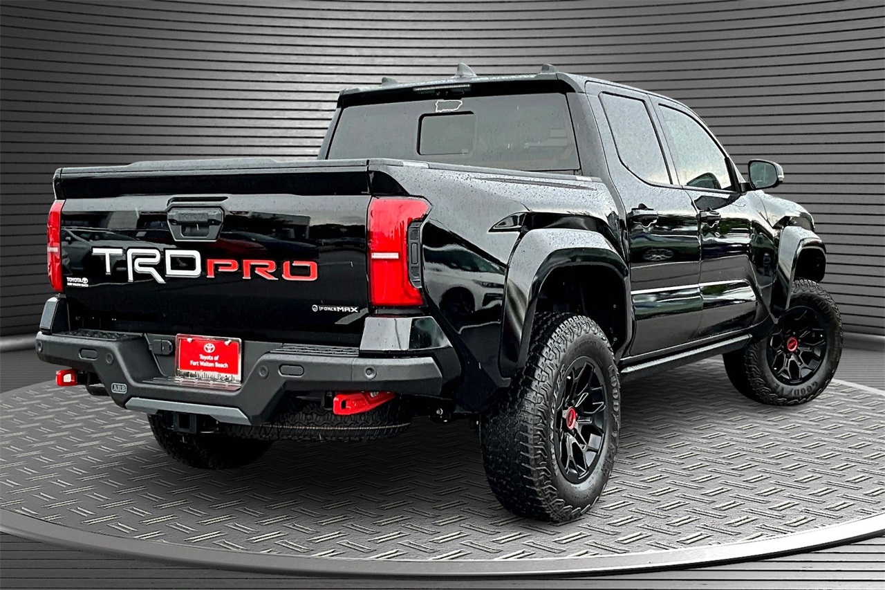2025 Toyota Tacoma TRD Pro 4x4 photo 6