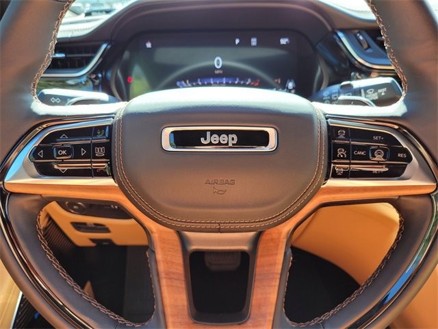 2025 Jeep Grand Cherokee L Summit Reserve photo 23