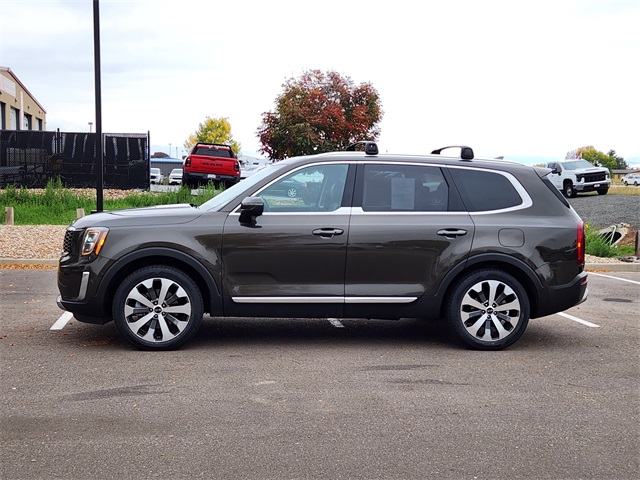 2021 Kia Telluride EX photo 2