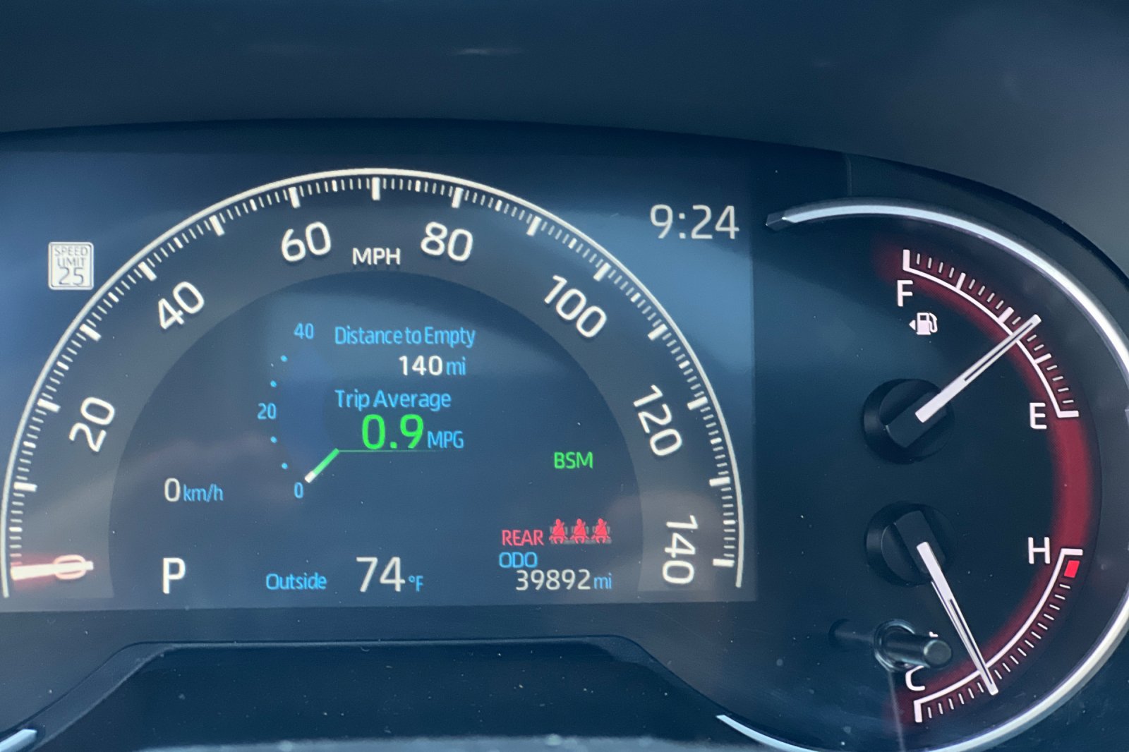 2023 Toyota RAV4 XLE photo 20