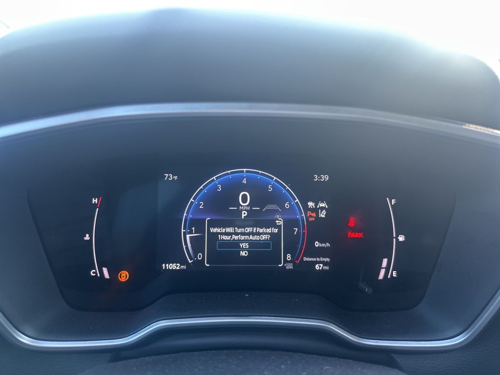 2023 Toyota Corolla Cross XLE photo 3