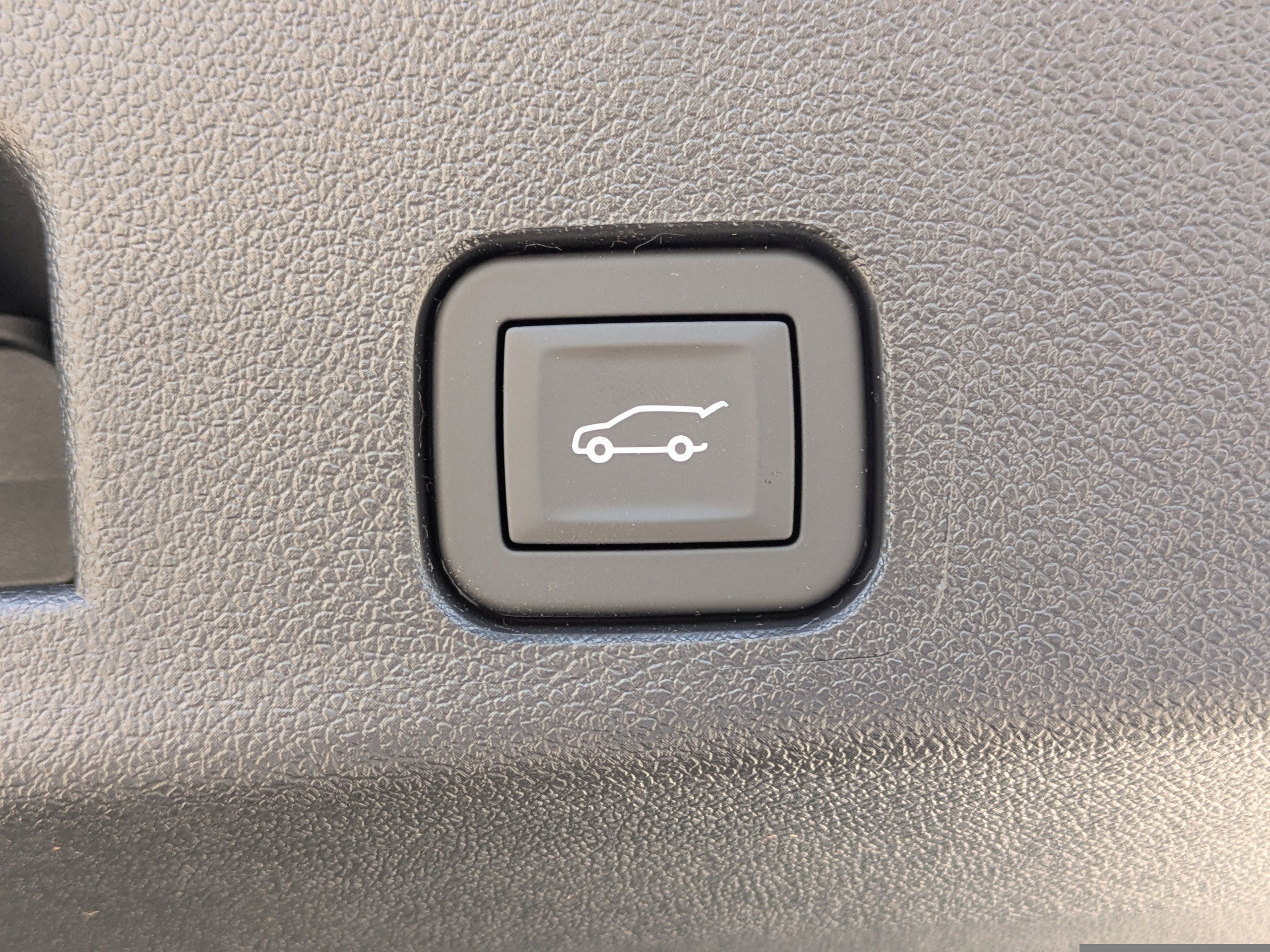 2026 Chevrolet Traverse High Country photo 9
