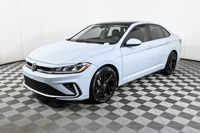 2025 Volkswagen Jetta 1.5T SE photo 2