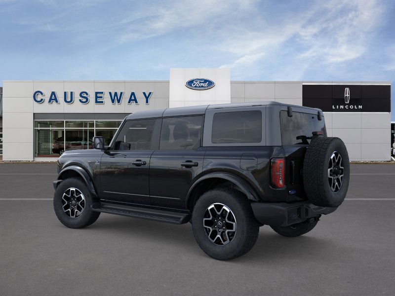 2025 Ford Bronco Outer Banks photo 4