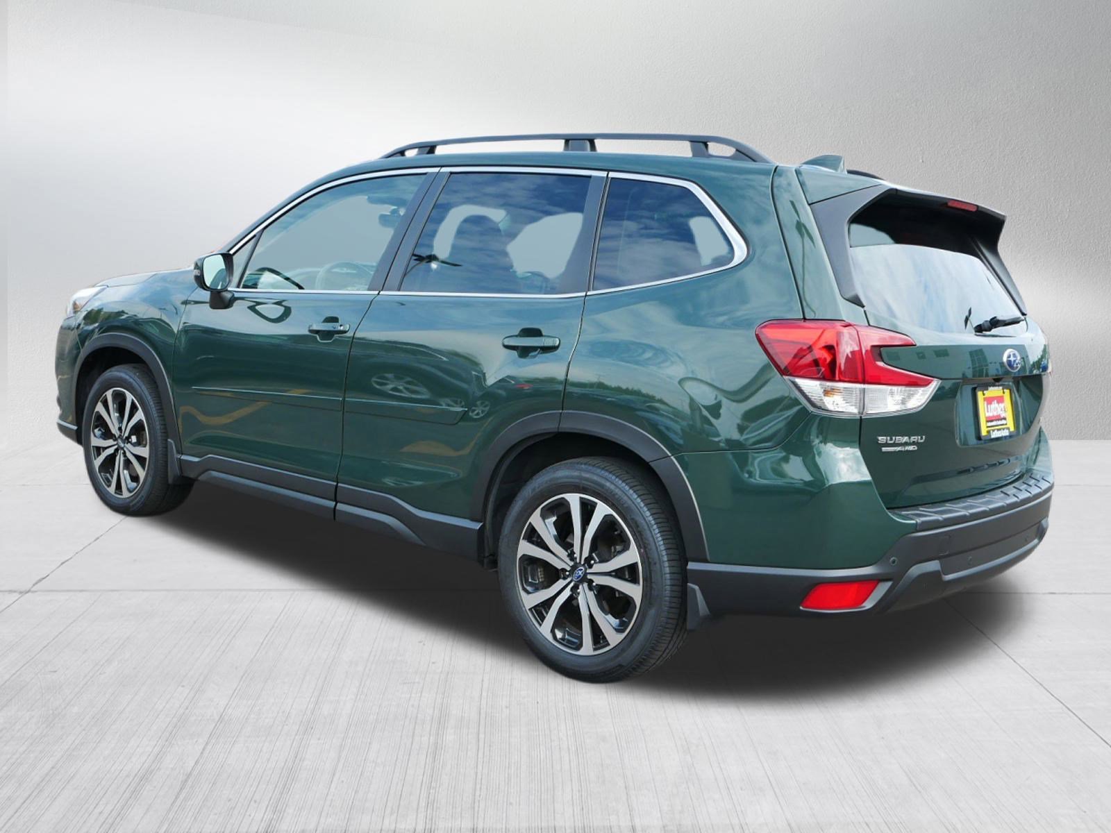 2023 Subaru Forester Limited photo 5