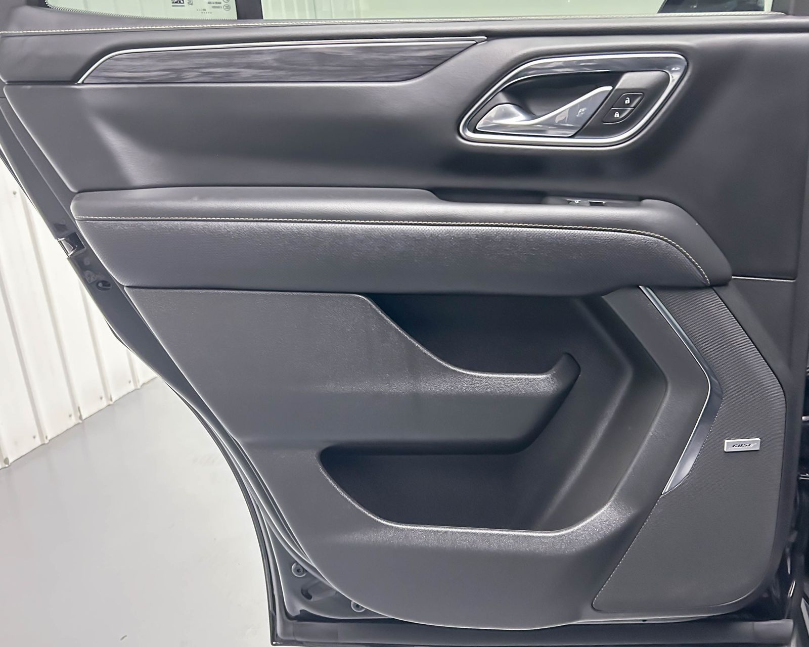 2023 Gmc Yukon SLT photo 17